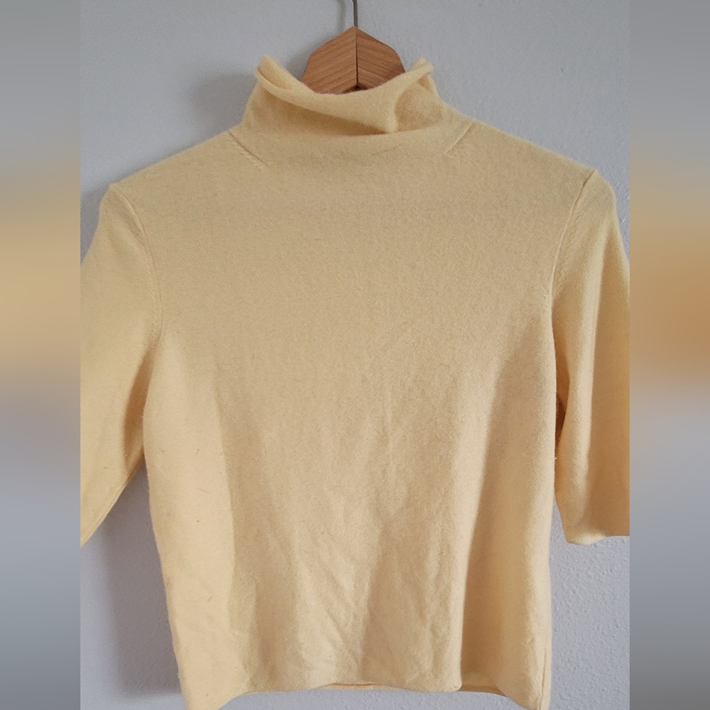 Women's Cream Turtleneck Sweater